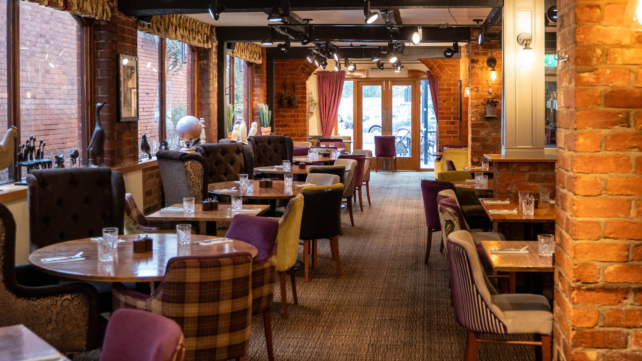 The Feathers Hotel Ledbury The Restuarant scaled